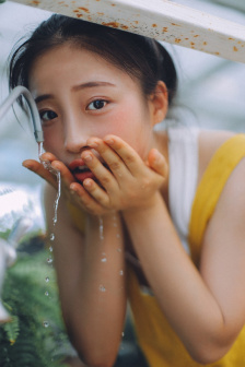 在人间电影在线观看完整版